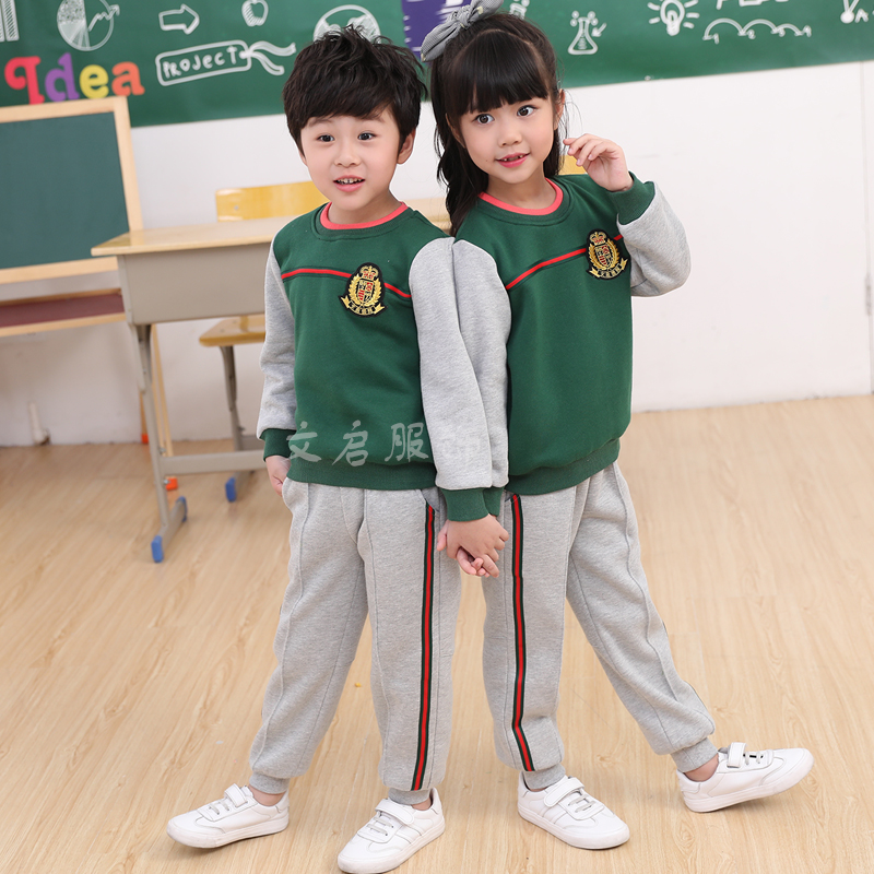 幼儿园园服　秋冬运动服45