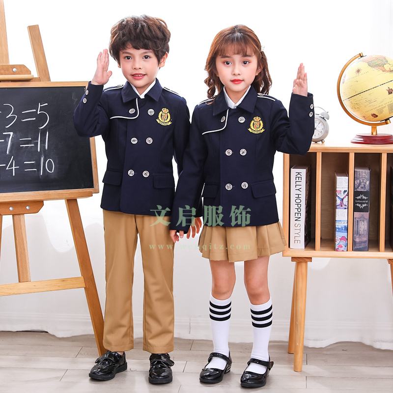 幼儿园园服　秋冬礼服34