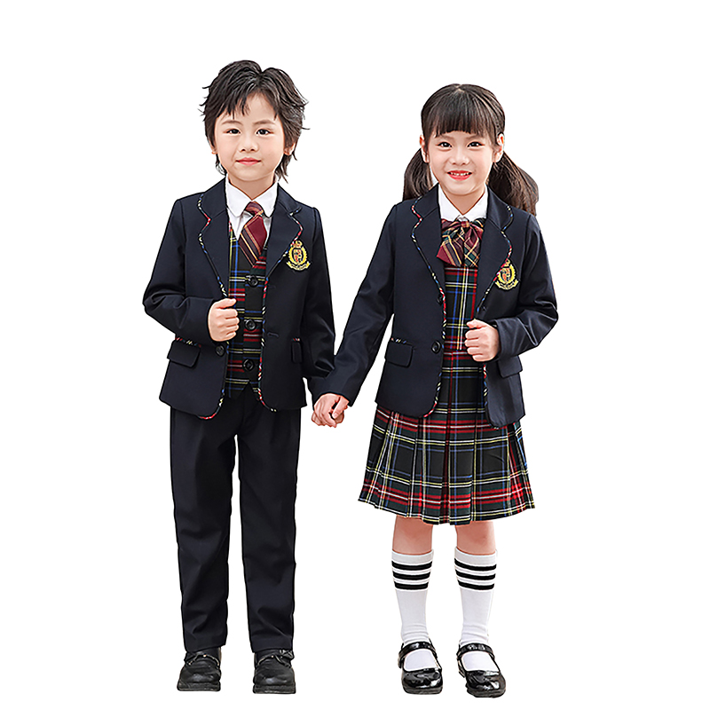 幼儿园园服　秋冬礼服60